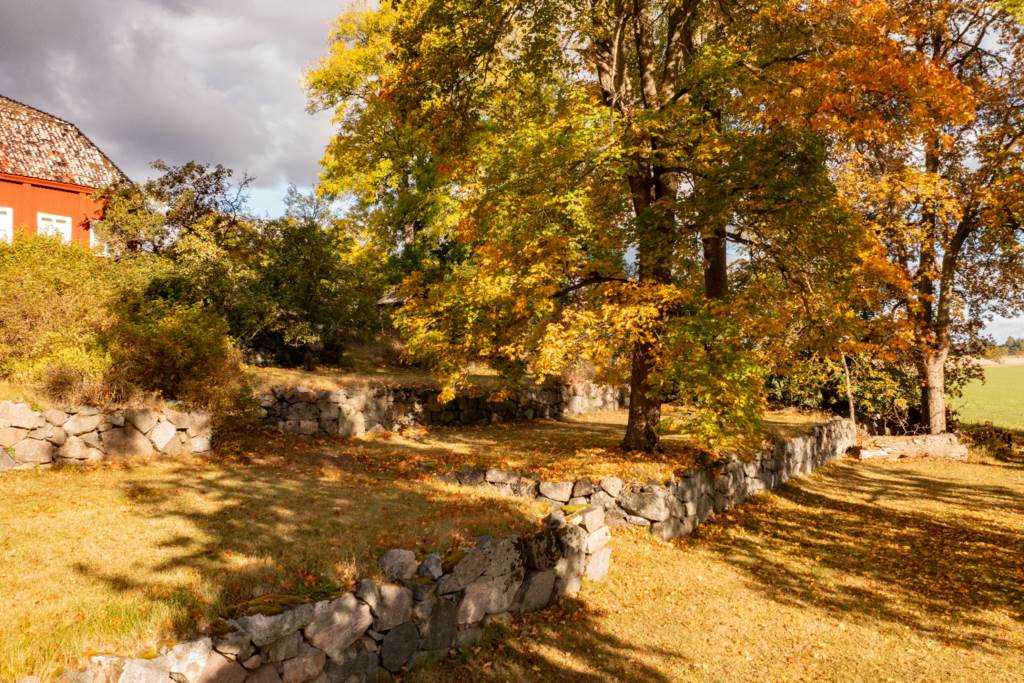 Lågupplöst Den terrasserade parken med vackra stenmurar