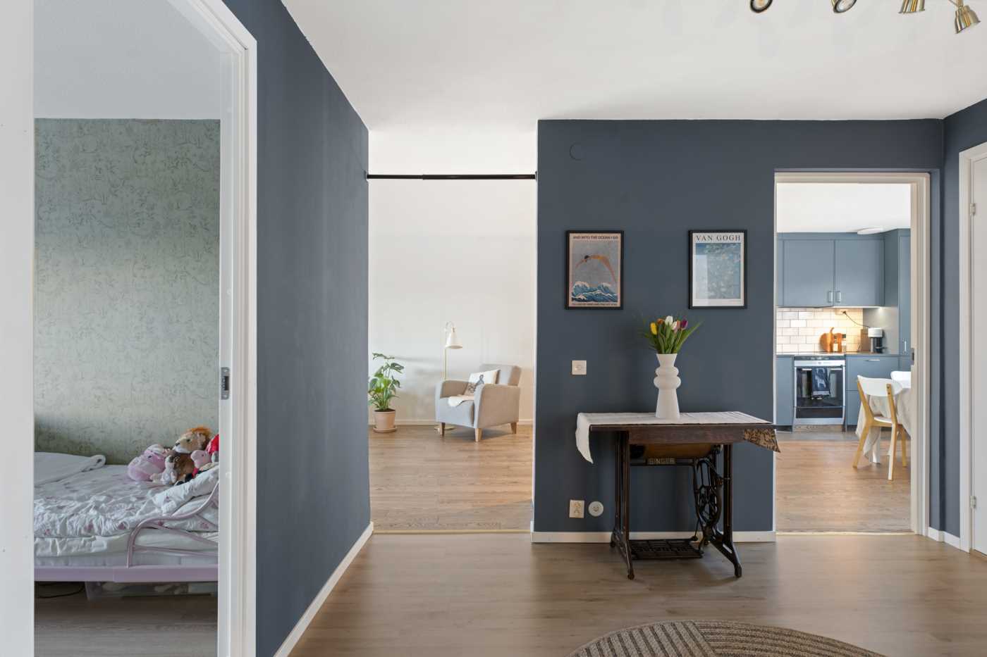 Generös hall på övervåningen