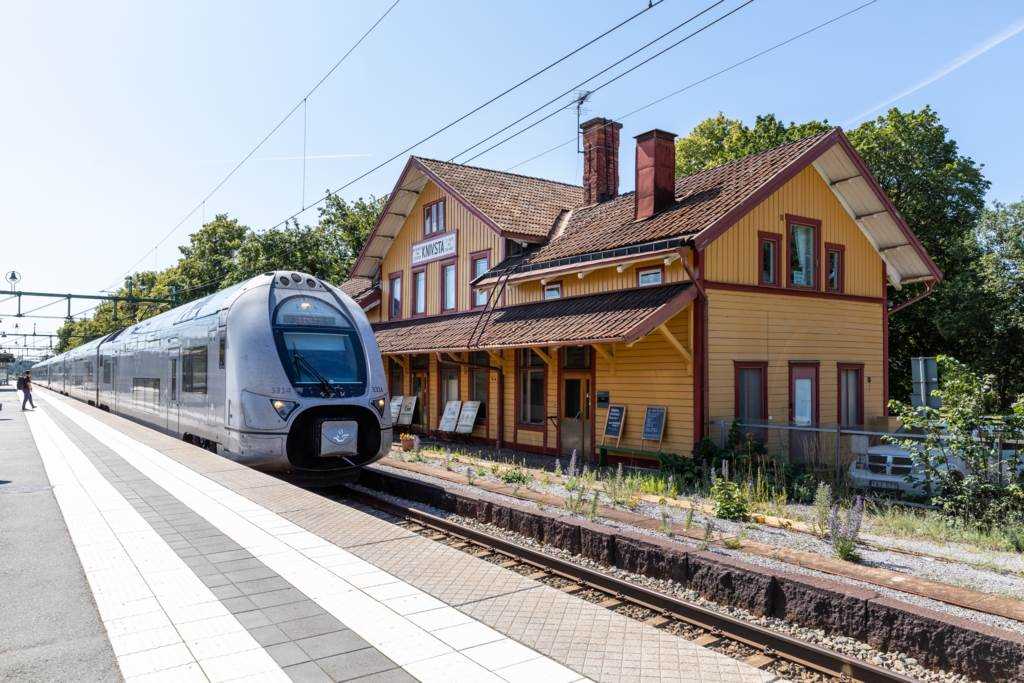 Lågupplöst Knivsta station