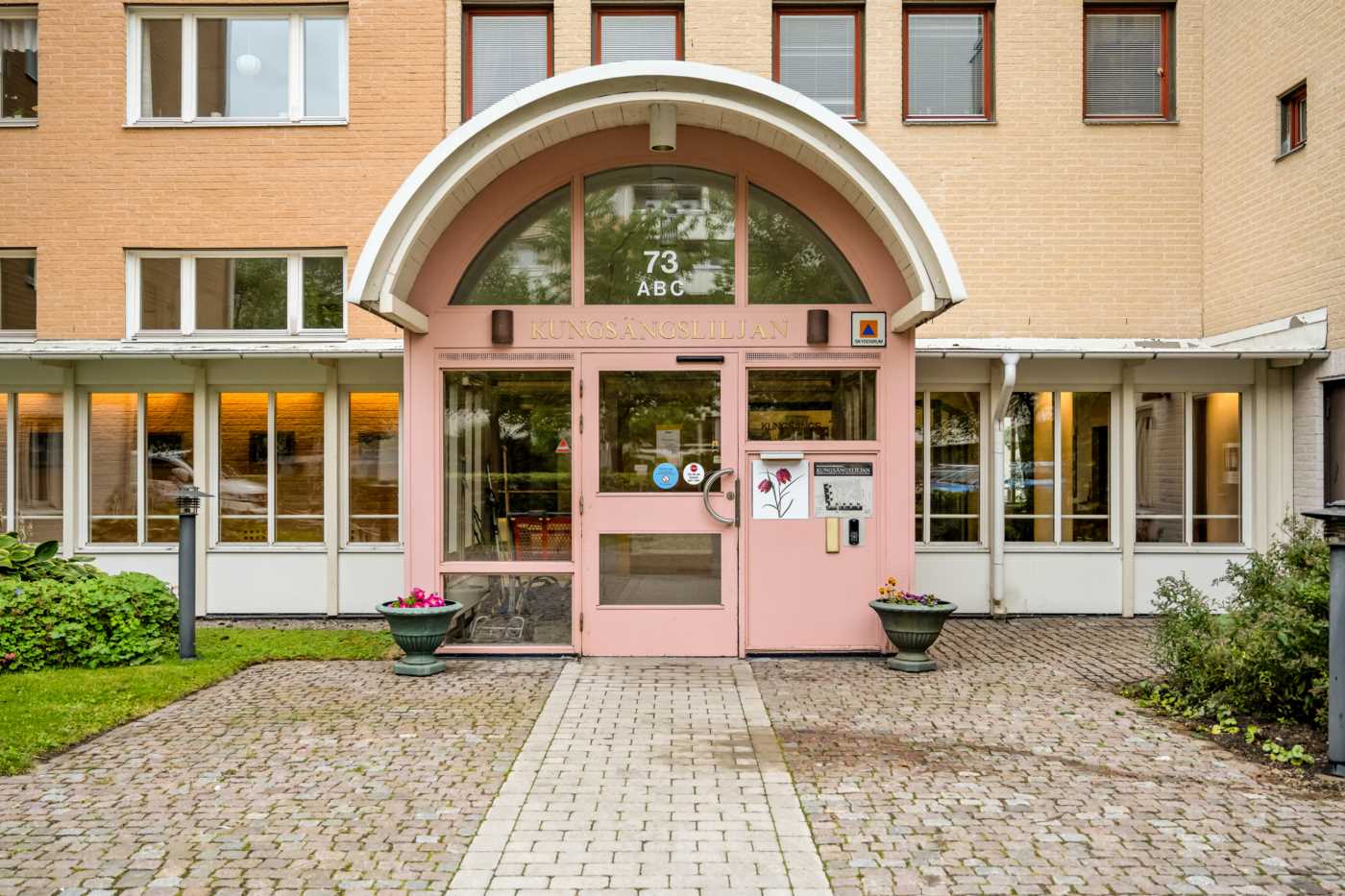 Välkommen till brf Kungsängsliljan