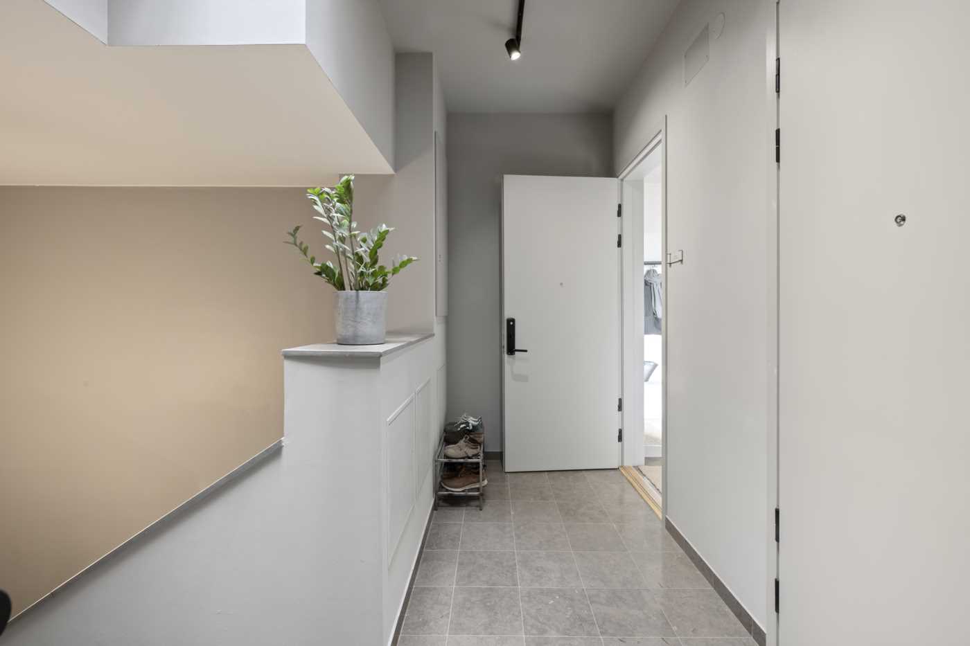 Det välkomnande "privata" våningsplanet - Delas med 2 grannar